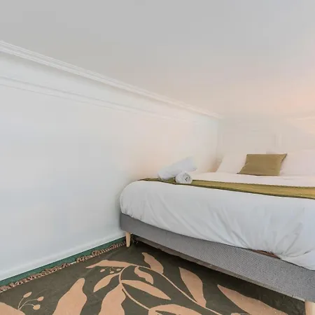 Apartamento With Mezzanine 150m From The Metro